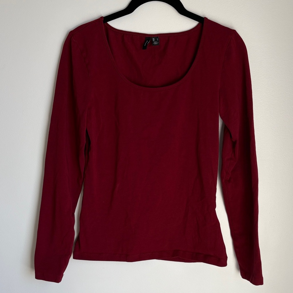 Vero Moda Fitted Scoop Neck Long Sleeve